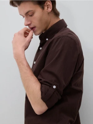 Reserved - Bawełniana koszula slim fit - ciemnobrązowy