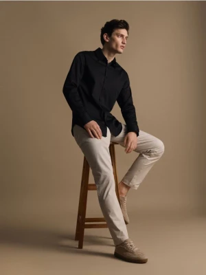 Reserved - Bawełniana koszula slim fit - czarny