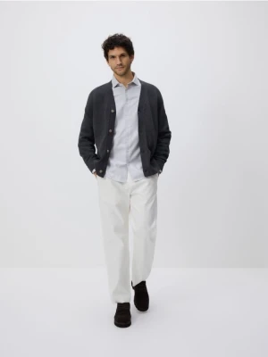 Reserved - Bawełniana koszula slim fit - jasnoszary