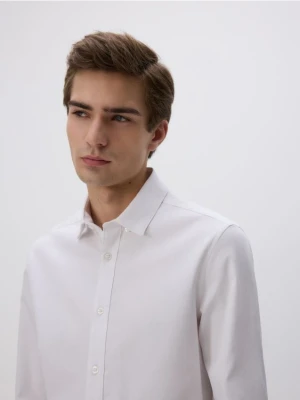 Reserved - Bawełniana koszula super slim fit - biały