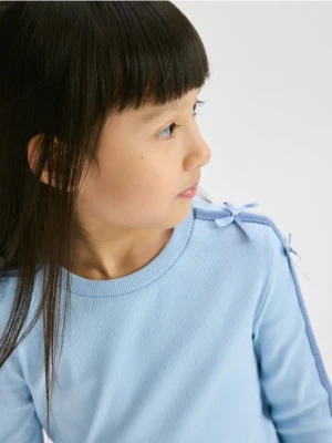 Reserved - Bawełniana koszulka z lampasami - jasnoniebieski