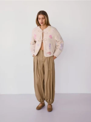 Reserved - Bawełniana kurtka z haftem - wielobarwny