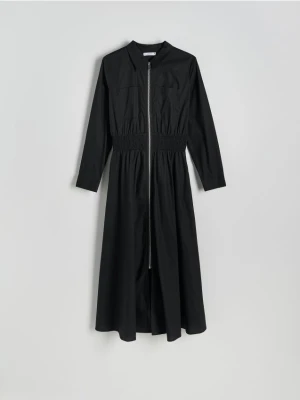 Reserved - Bawełniana sukienka maxi z kołnierzykiem - czarny