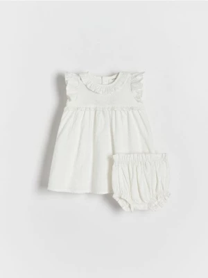 Reserved - Bawełniana sukienka z szortami - złamana biel