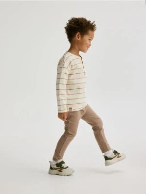 Reserved - Bawełniane legginsy - brązowy