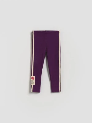 Reserved - Bawełniane legginsy z naszywką - fioletowy