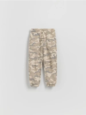 Reserved - Bawełniane spodnie - beżowy