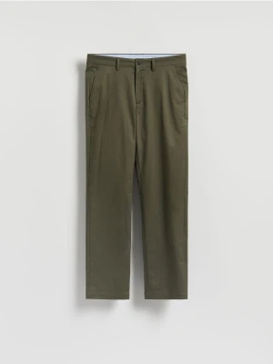 Reserved - Bawełniane spodnie chino slim - ciemnozielony