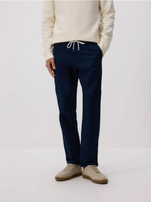 Reserved - Bawełniane spodnie chino slim - granatowy