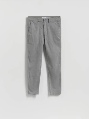 Reserved - Bawełniane spodnie chino slim - jasnoszary