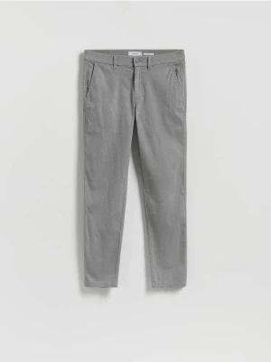 Reserved - Bawełniane spodnie chino slim - jasnoszary