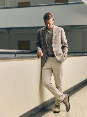 Reserved - Bawełniane spodnie chino slim - jasnoszary