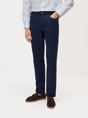 Reserved - Bawełniane spodnie slim fit - granatowy