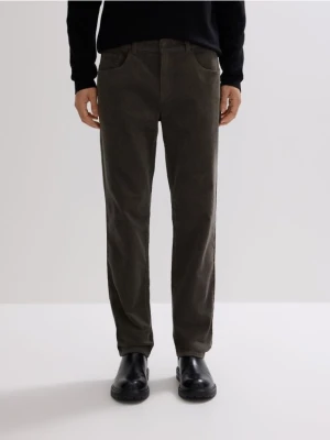 Reserved - Bawełniane spodnie slim fit - jasny zielony