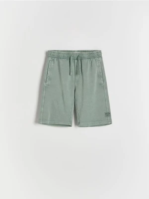 Reserved - Bawełniane szorty bermudy - ciemnozielony