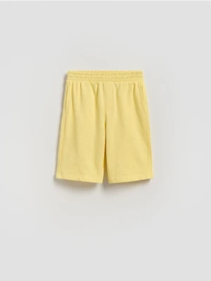Reserved - Bawełniane szorty bermudy - żółty