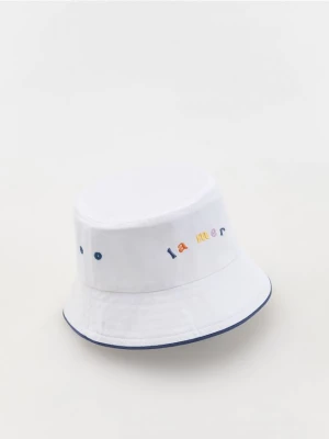 Reserved - Bawełniany bucket hat - biały