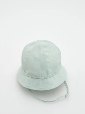 Reserved - Bawełniany kapelusz z regulacją - jasnozielony