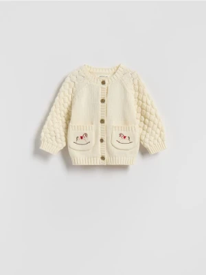 Reserved - Bawełniany kardigan z haftem - złamana biel