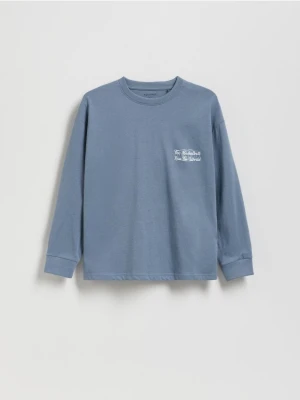 Reserved - Bawełniany longsleeve z nadrukiem - granatowy