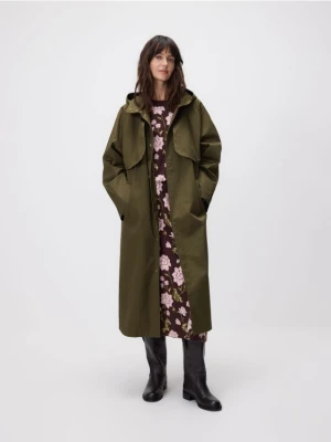 Reserved - Bawełniany płaszcz z kapturem - zielony