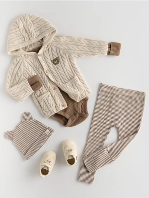 Reserved - Bawełniany sweter - złamana biel