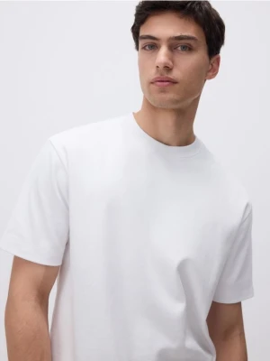 Reserved - Bawełniany t-shirt boxy - biały