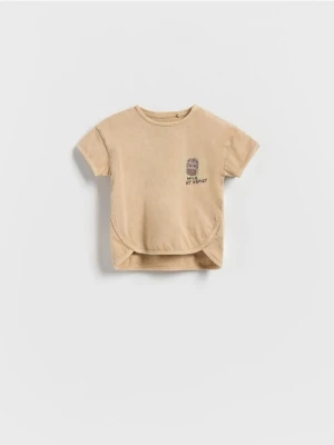 Reserved - Bawełniany t-shirt - bursztynowy