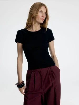 Reserved - Bawełniany t-shirt slim fit - czarny