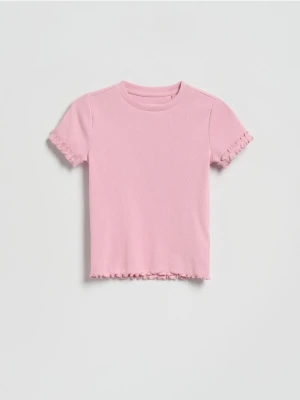 Reserved - Bawełniany t-shirt z falbankami - różowy