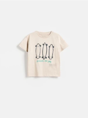 Reserved - Bawełniany t-shirt z nadrukiem - beżowy