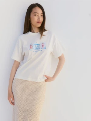 Reserved - Bawełniany t-shirt z nadrukiem - biały