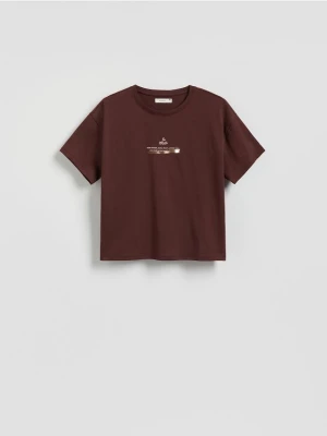 Reserved - Bawełniany t-shirt z nadrukiem - ciemnobrązowy