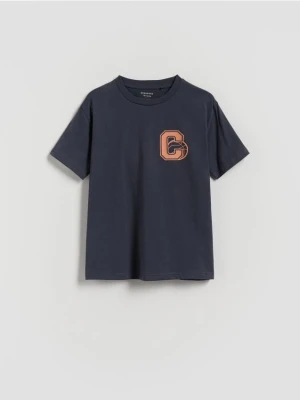 Reserved - Bawełniany t-shirt z nadrukiem - granatowy
