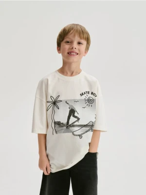 Reserved - Bawełniany t-shirt z nadrukiem - złamana biel