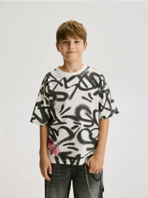 Reserved - Bawełniany t-shirt z nadrukiem - złamana biel