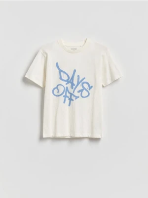 Reserved - Bawełniany t-shirt z nadrukiem - złamana biel