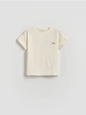 Reserved - Bawełniany t-shirt - złamana biel