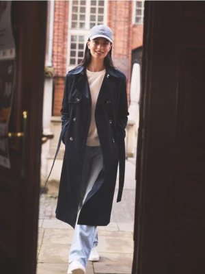 Reserved - Bawełniany trencz z paskiem - granatowy