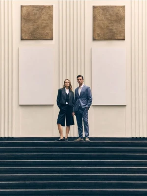 Reserved - Bermudy w prążek - granatowy