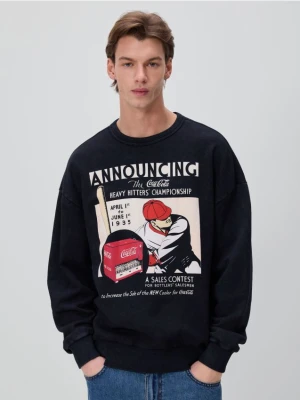 Zdjęcie produktu Reserved - Bluza comfort fit z nadrukiem Coca-Cola - czarny