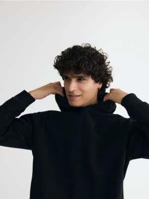 Reserved - Bluza regular z kapturem - czarny