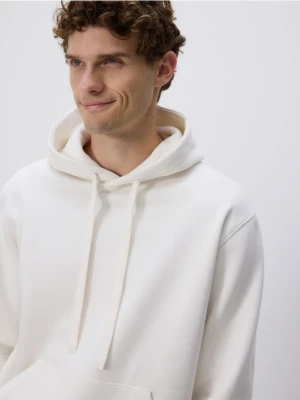 Reserved - Bluza regular z kapturem - złamana biel