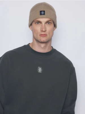 Reserved - Bluza z haftem - jasny zielony