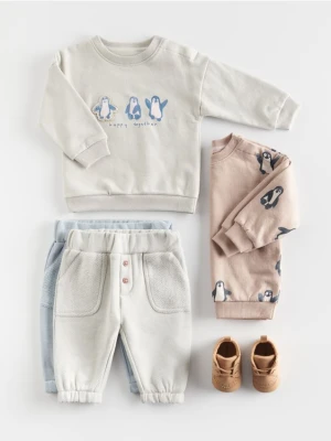 Reserved - Bluza z haftem - pastelowy róż