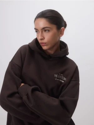 Zdjęcie produktu Reserved - Bluza z haftowanym napisem - ciemnobrązowy