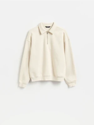 Reserved - Bluza z kołnierzykiem polo - beżowy