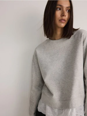 Zdjęcie produktu Reserved - Bluza z koszulowym dołem - jasnoszary
