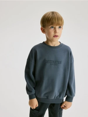 Reserved - Bluza z nadrukiem - granatowy