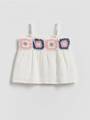 Reserved - Bluzka z aplikacją - złamana biel